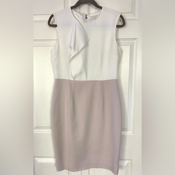 Ted Baker London Dresses & Skirts - Ted Baker London Dress Sleeveless Illidd Sheath Dress In Lilac size 4